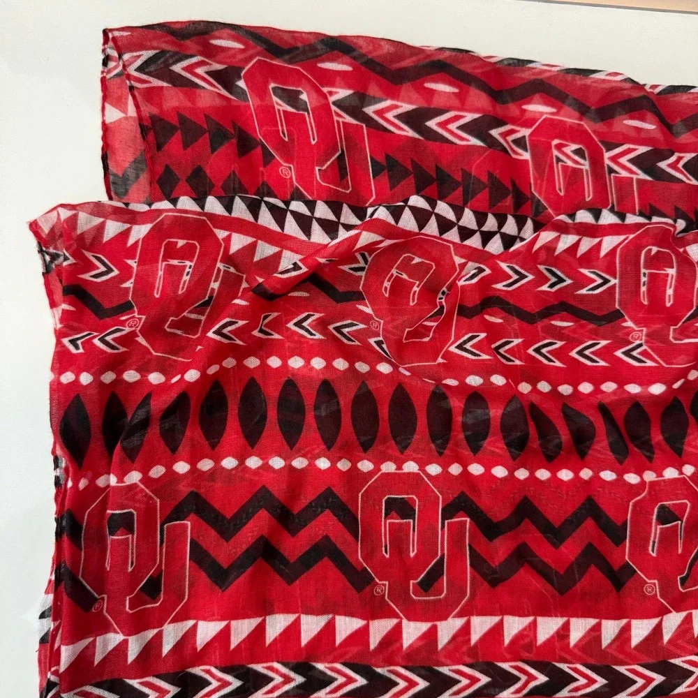 Oklahoma Sooners OU Red Black White Geometric Logo‎ Infinity Loop Scarf